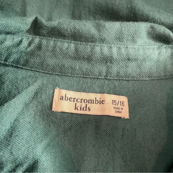 Abercrombie Kids Green Long Sleeve Flannel Button Up Size 15/16 - Picture 3 of 4